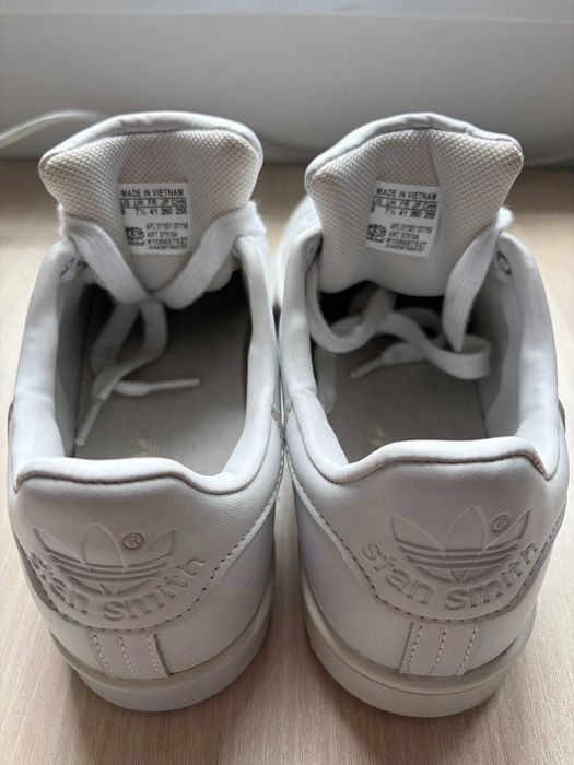 Продавам маратонки Adidas Stan Smith номер 41