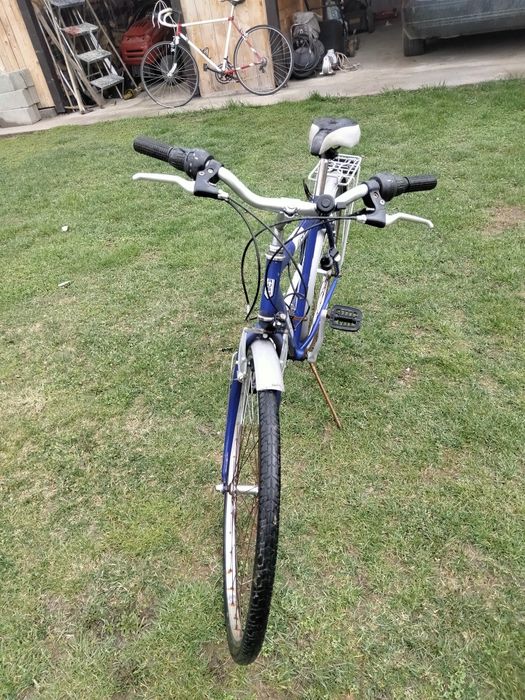 Vând bicicletă noua nouță