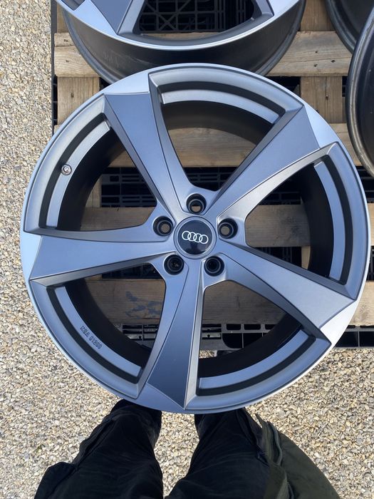 20 цола 5 х 112 мм Ауди , Audi A 6 , S 6 , Q 5 , SQ 5