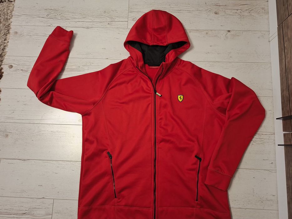 Ferrari-Ориг.суичър