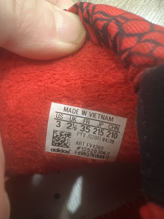 Сапожки adidas spider man marvel