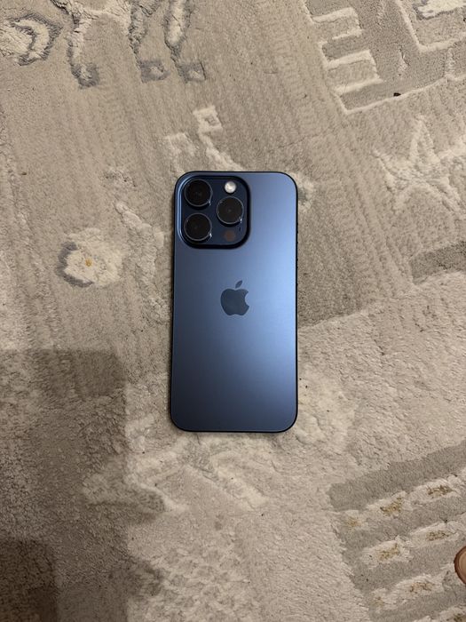 iPhone 15 pro продаётся