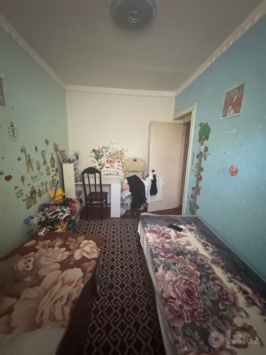 Своя 3в4 комн. Квартира в центре Янгиюля