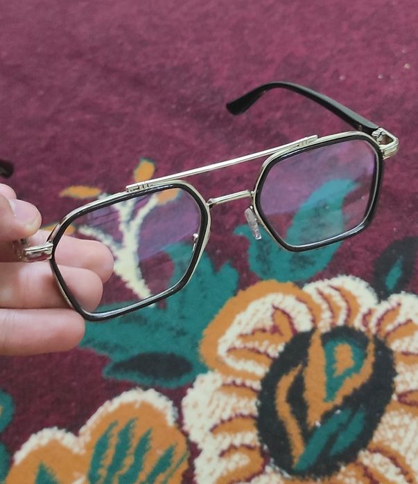 Yangi  kompyuter nuriga qarshi ko'zoynak