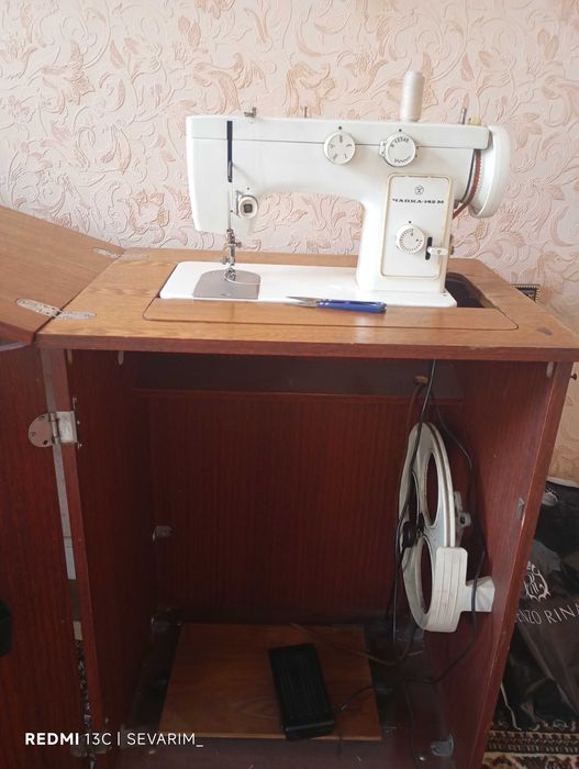 Chayka tikuv mashinasi sotiladi