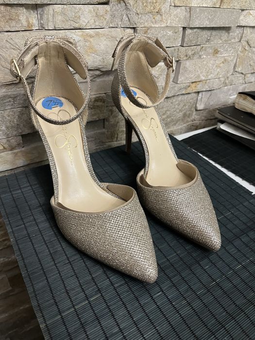 Продаю элегантные туфли из США