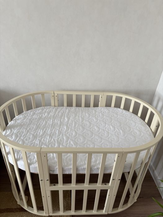 Продам детскую кроватку