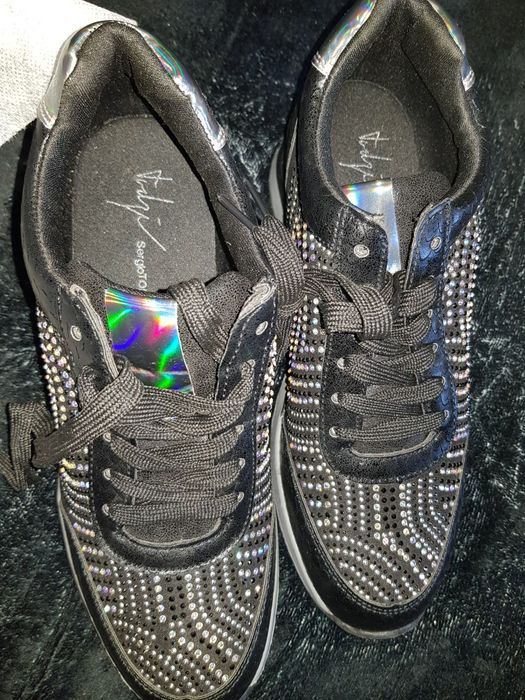 DE purtat comod si practic