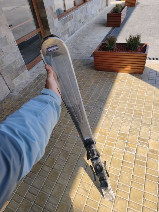 Ски . Имаме голямо количество за продаване