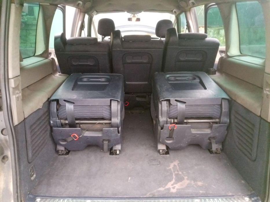 Renault Grand Escape IV 2006 година