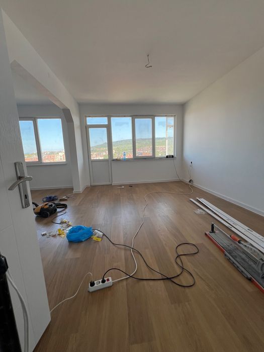 Панорамен,многостаен апартамент,на 50м.- детска градина,хр.магазин