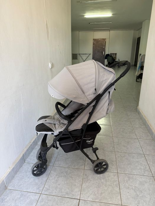 Коляска в хорошем состояний