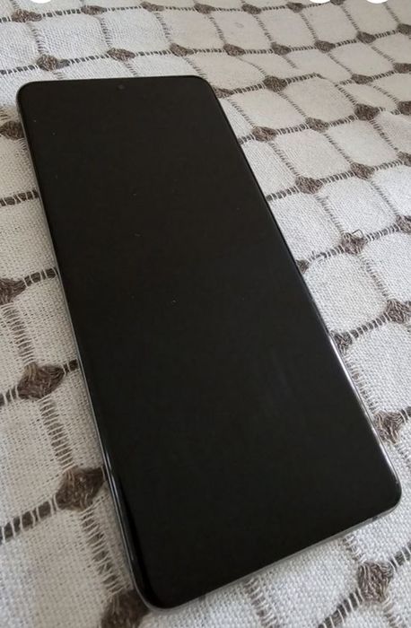 Самсунг s 20 plus