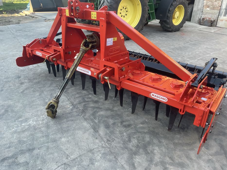 Freza maschio dm 3 m cu packer grapa rotativa gaspardo