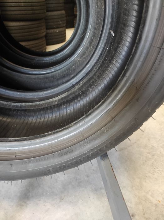 225/50/17 Firestone