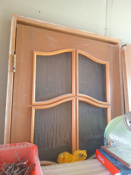 Двери для времянки