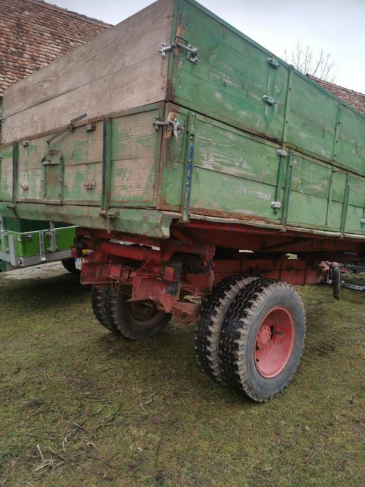 Vand remorca cu o axa