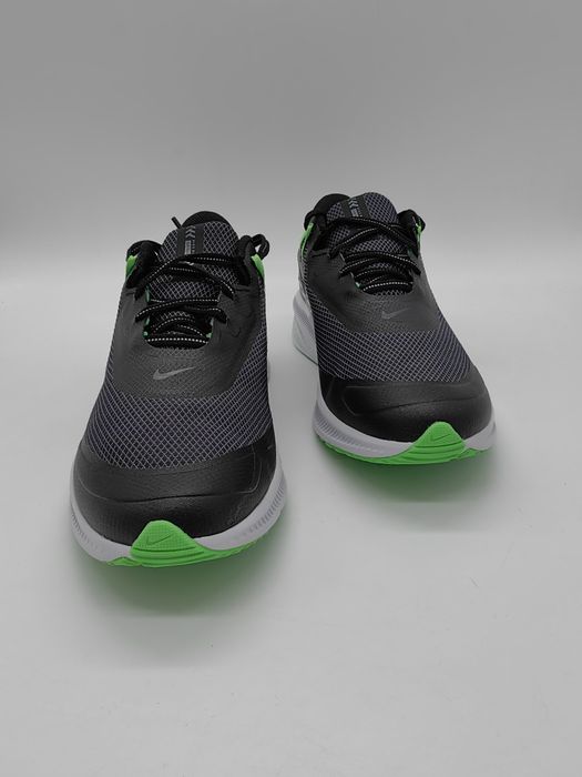 NIKE Quest 3 Shield