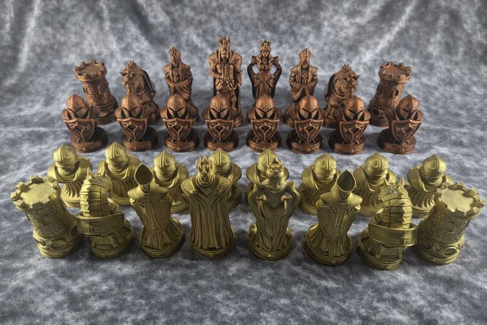 Set Piese Șah Premium 3D - Finisaj Metalic, Standard FIDE, Unicat