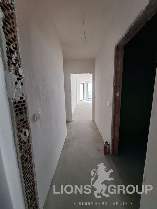 Продава се Двустаен апартамент в Варна, Колхозен пазар - 79 кв.м за 1058 €/кв.м - Снимка #4