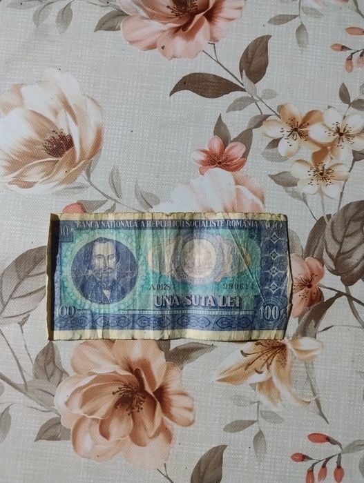 Vând bancnota de 100 lei veche din 1966