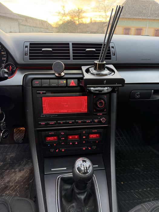 Vand Audi A4 B7 2.0 140 cp bpw 6 trepte an 2007