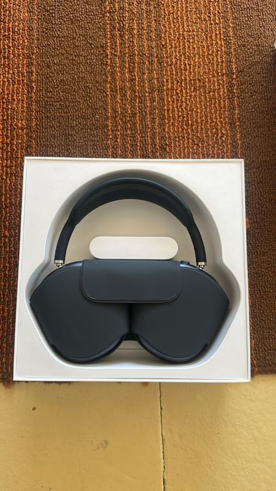 AirPods Maxs 2/ 2025