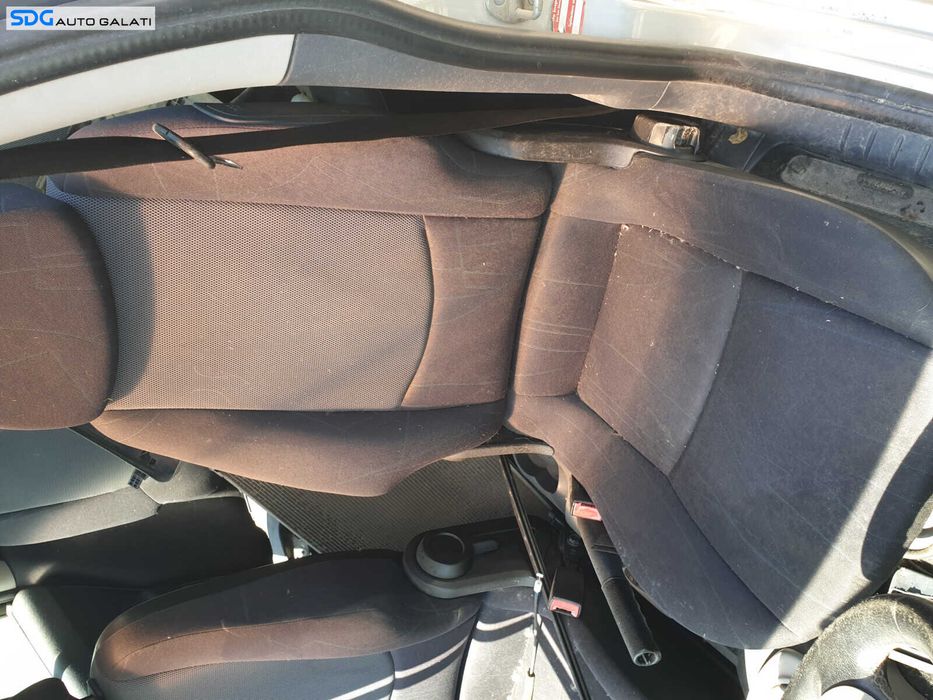 Scaun Fata Stanga Sofer Textil Fara Incalzire Smart Forfour W454 2004 - 2006 [0799]