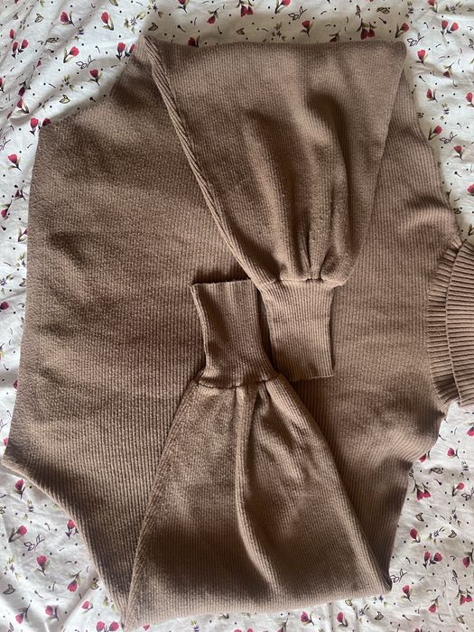 Блузка коричневая