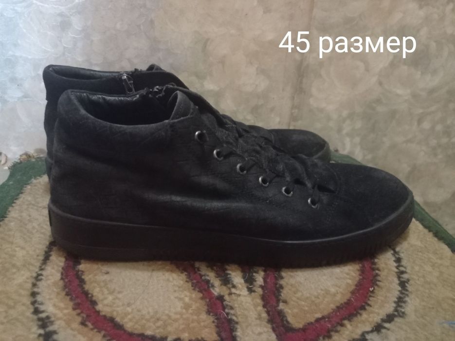 Мужская обувь в отличном состоянии