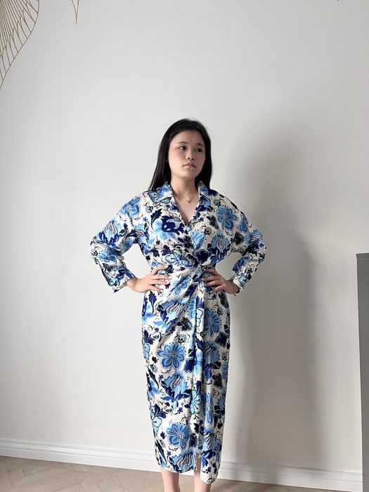 Платье Zara в отличном состоянии