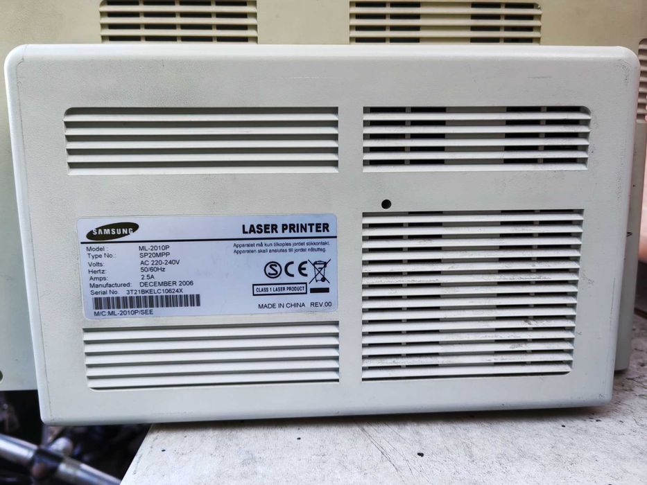 Продавам лазерен принтер Samsung