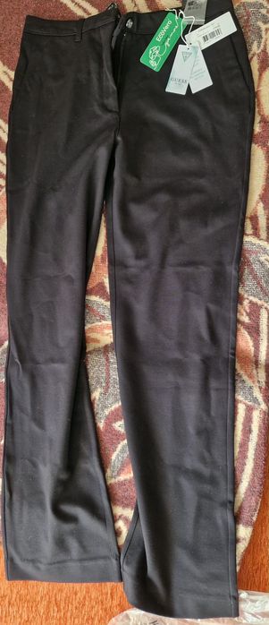 Pantaloni dama Guess
