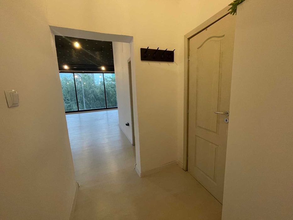 Дава се под наем Офис в Бургас, Зорница - 65 кв.м за 306 € - Снимка #3