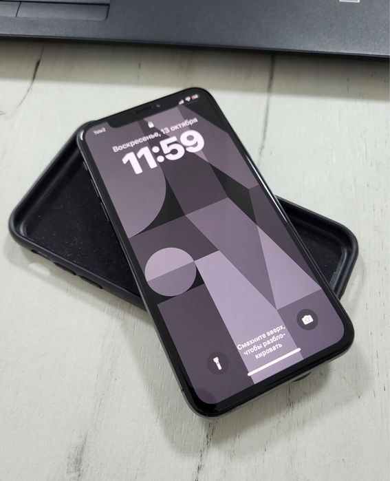 Айфон Х в хорошем состоянии