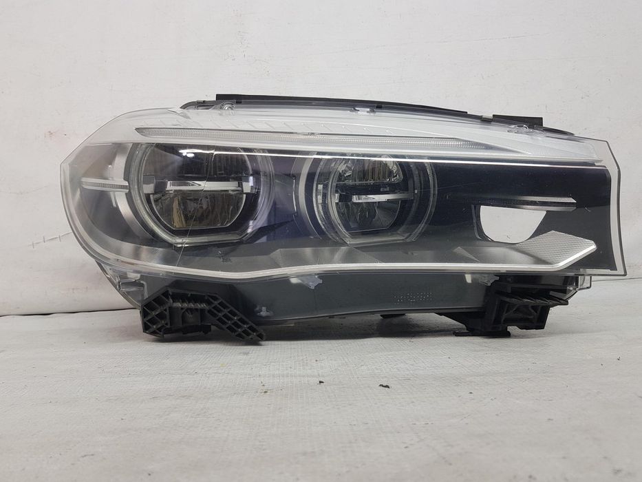 Far dreapta Full Led Adaptiv BMW X5 F15 X6 F16 dupa 2014