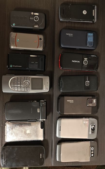 Nokia 808 pureview , iphone 3gs , ipod , Nokia 3110c, 7900 prism , Motorola Sony Ericsson и други