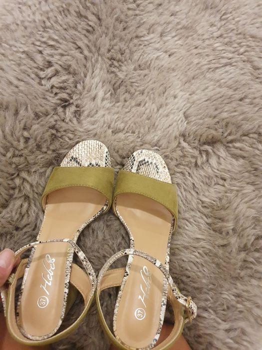 Sandale kaki si animal print 37