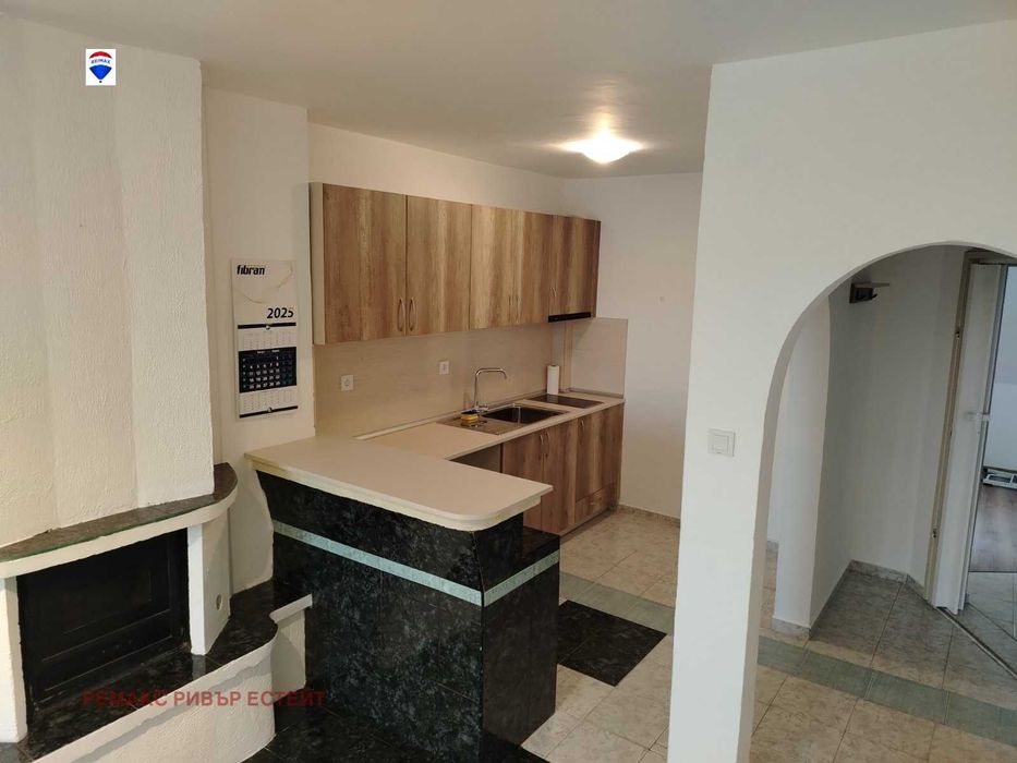 Дава се под наем Едностаен апартамент в Русе, Широк център - 64 кв.м за 204 € - Снимка #1