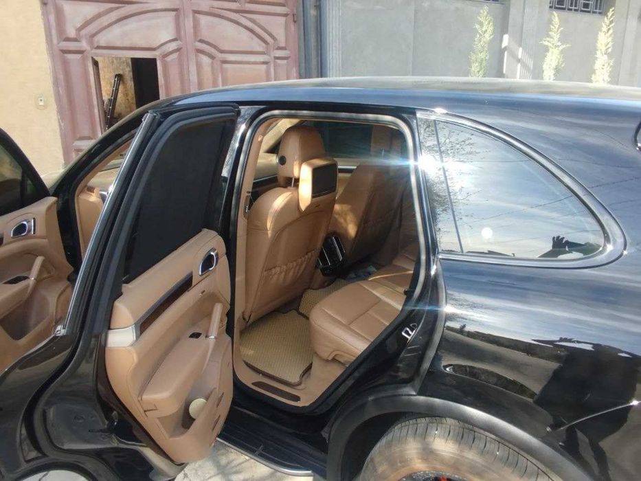 ПРОДАЁТСЯ: Porsche Cayenne S 2012 4.8L Бензин.