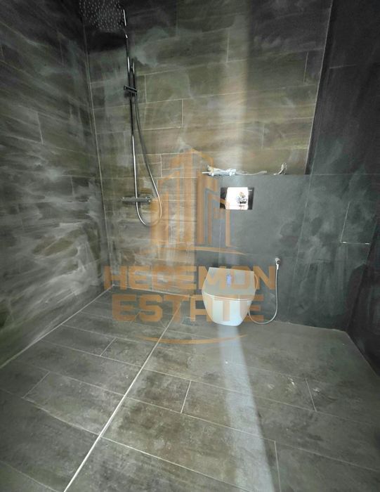 Продава се Двустаен апартамент в Варна, Левски - 86 кв.м за 1977 €/кв.м - Снимка #12