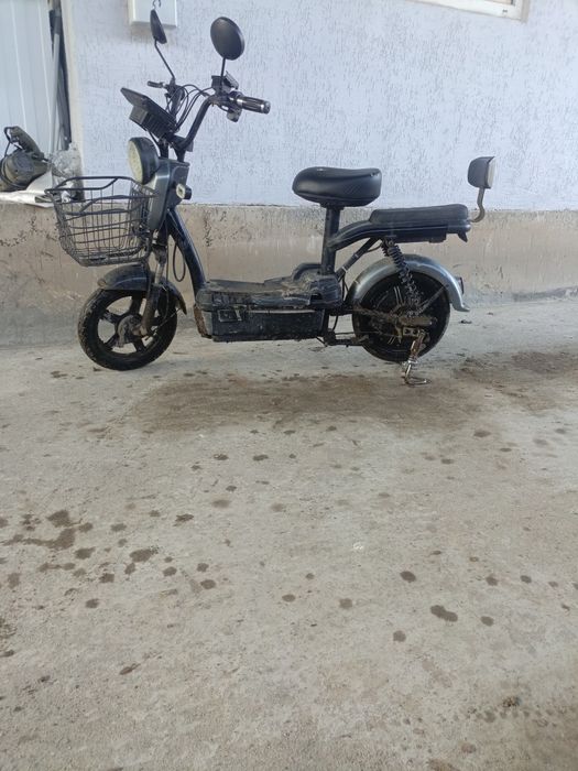 Скутер сатам 45000