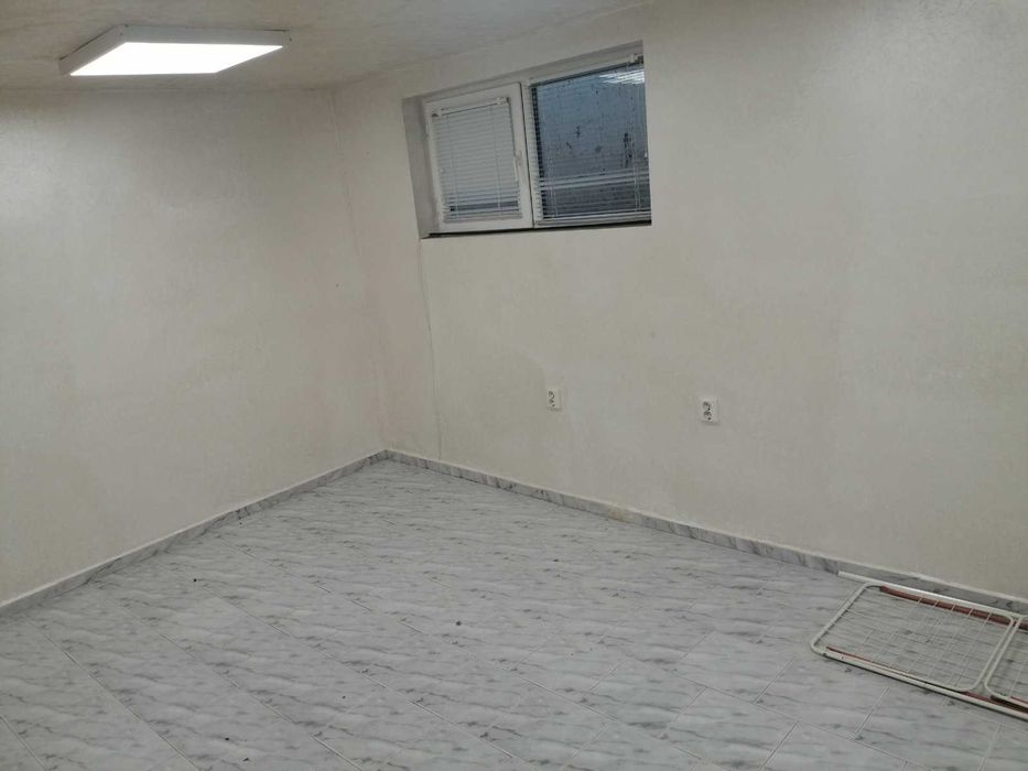 Продава се Магазин в Търговище, Център - 102 кв.м за 475 €/кв.м - Снимка #4