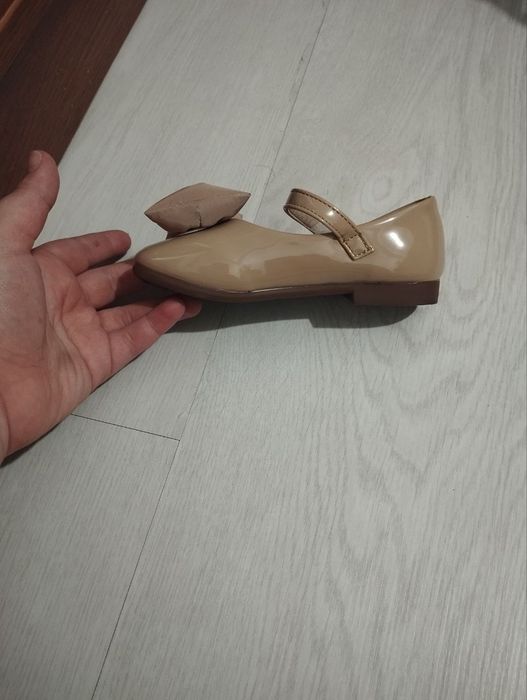 Қиз болалар оёқ кийими