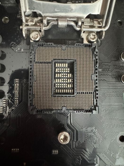 Kit placa de baza z370 pro4 + i5-8600