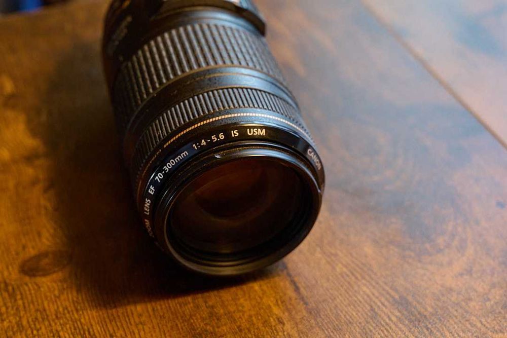 Obiectiv Canon EF 70-300mm f/4-5.6 IS USM