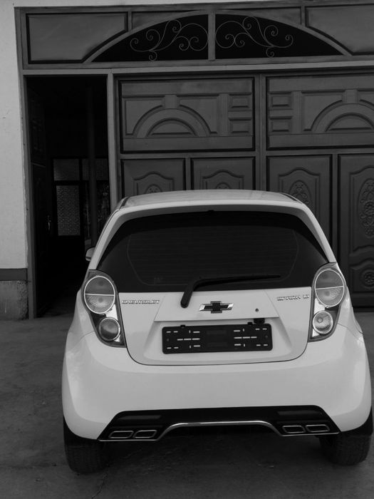 Chevrolet Spark sotiladi