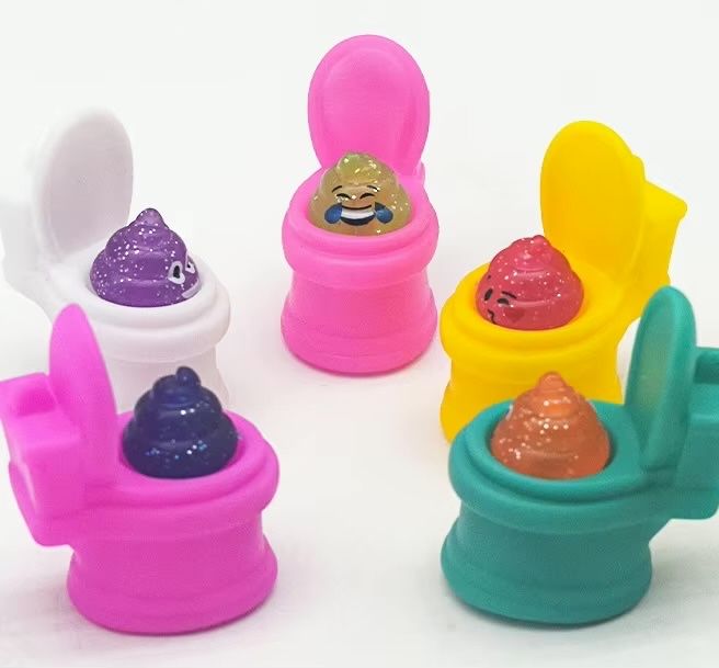 Капсули с играчки за машина за топчета 60 mm