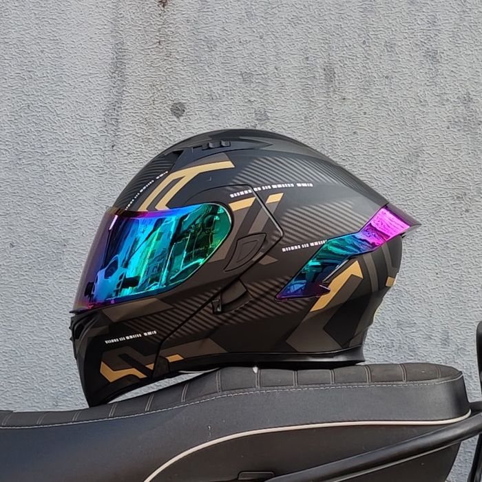 Мото шлемы широкий выбор