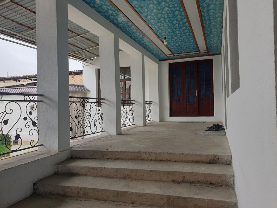 Nazarbe xarakatda yoli yuzida uy sotiladi 8 sotu